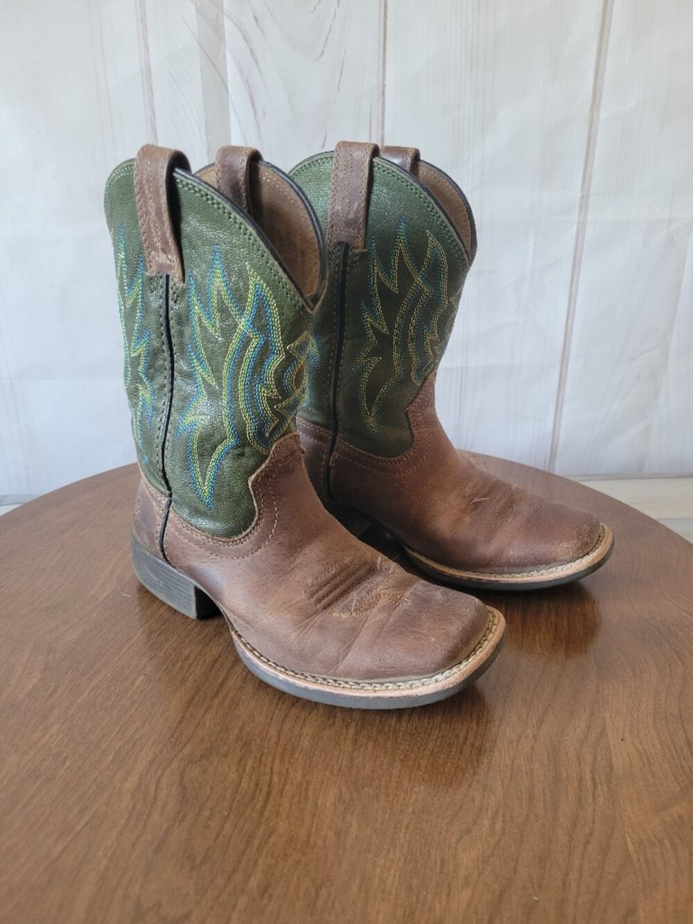 Ariat Kids 11 Pace Setter Leather Western Boots, Green, Square Toe